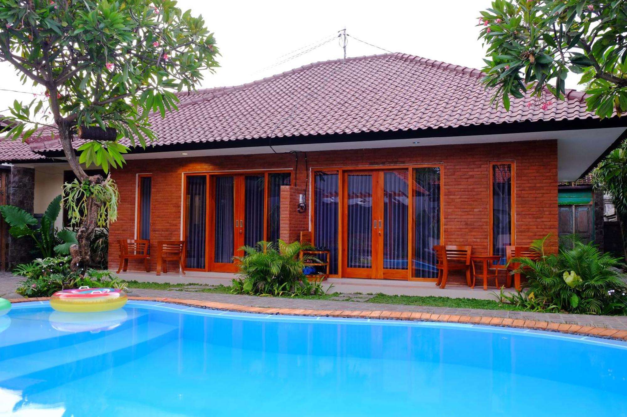 O.B Oemah Bone Homestay Санур Екстер'єр фото