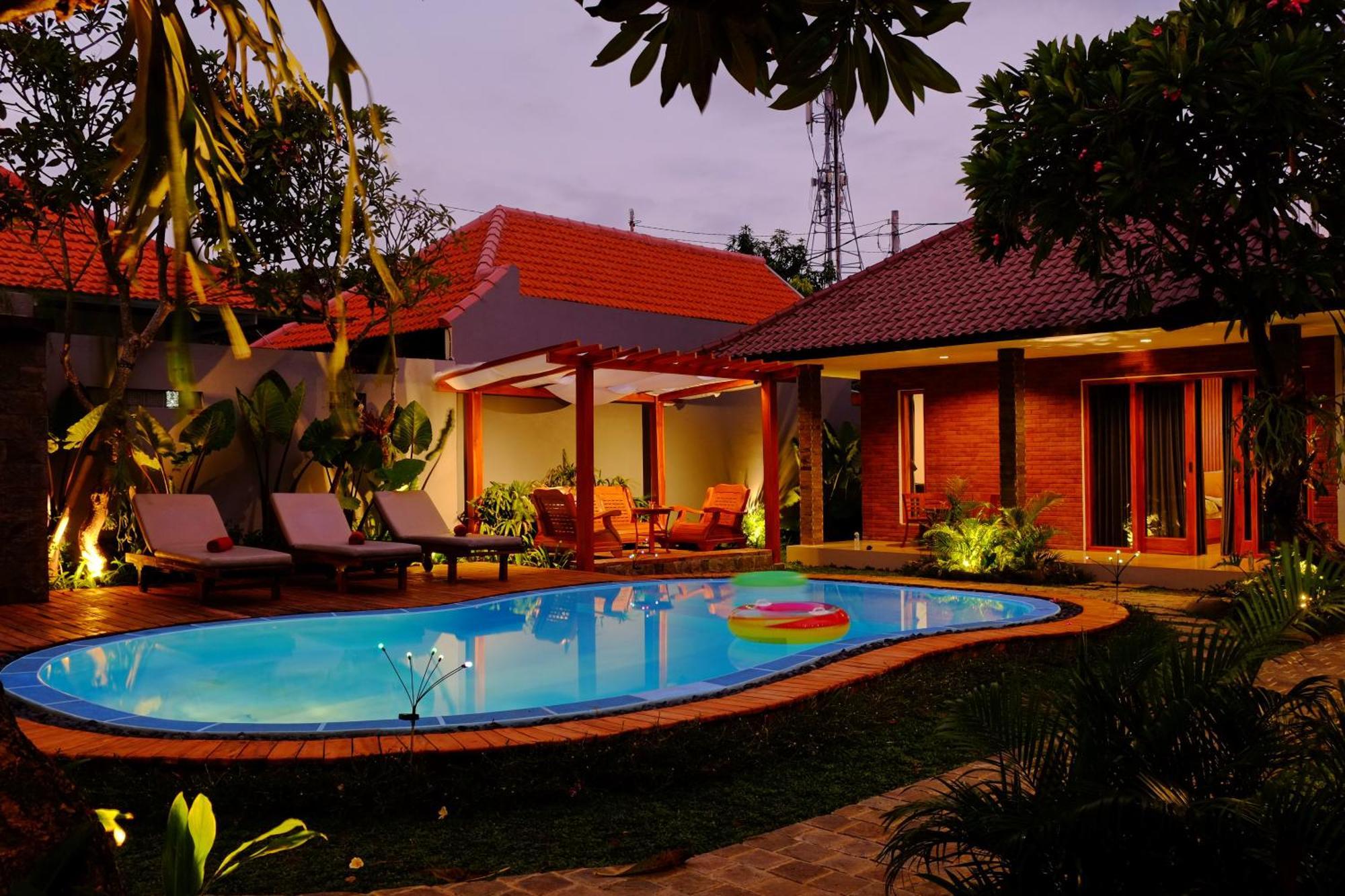 O.B Oemah Bone Homestay Санур Екстер'єр фото